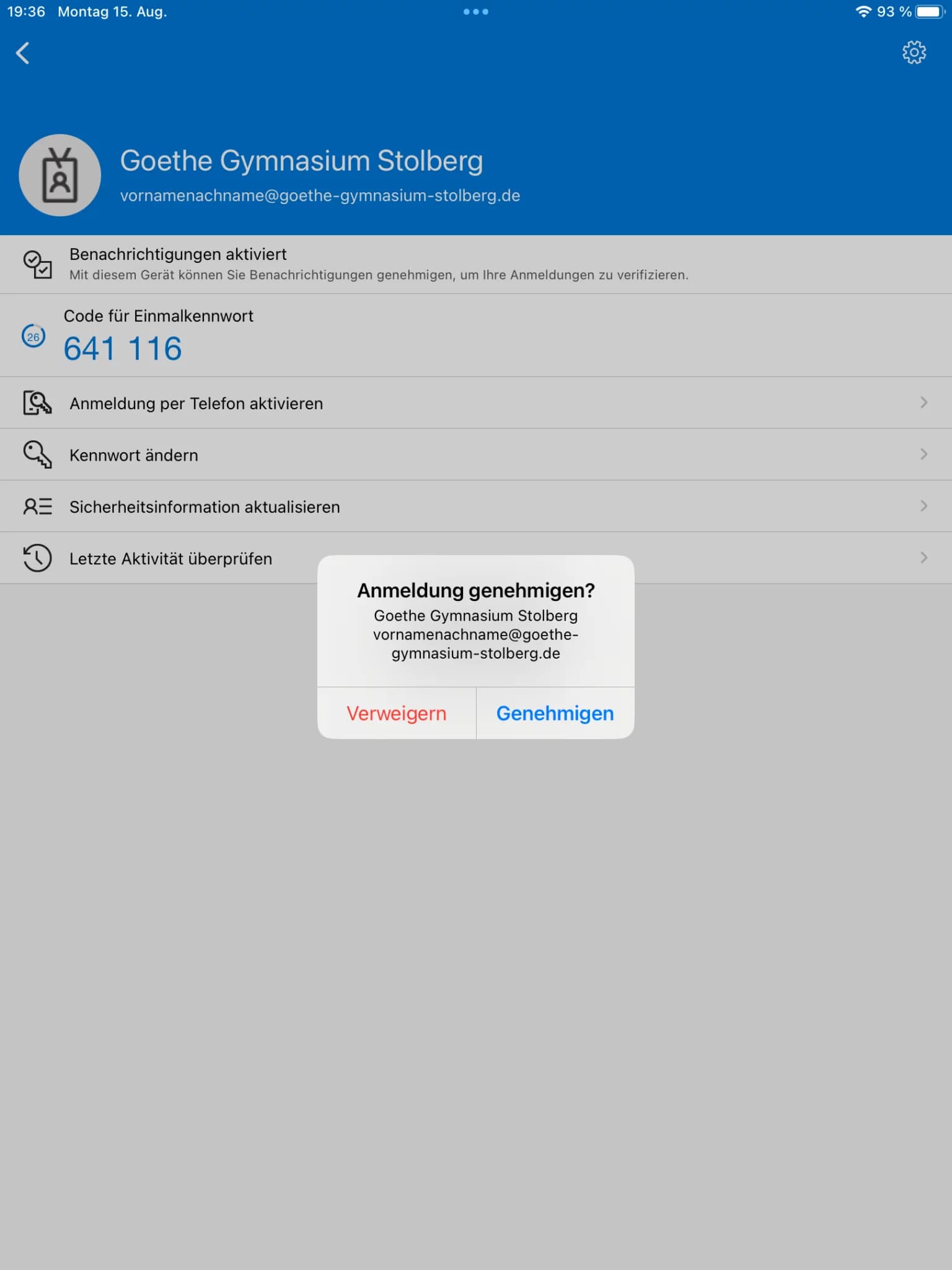 Authenticator App mit der Abfrage „Anmeldung genehmigen?“ und den Schaltflächen Verweigern und Genehmigen